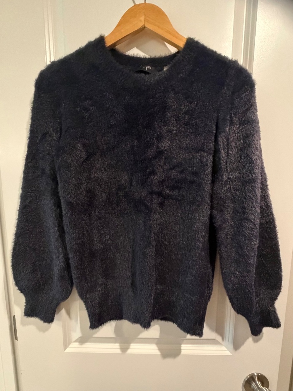 Tahari Fuzzy Eyelash Knit Balloon Sleeve Sweater Dark Navy - XS